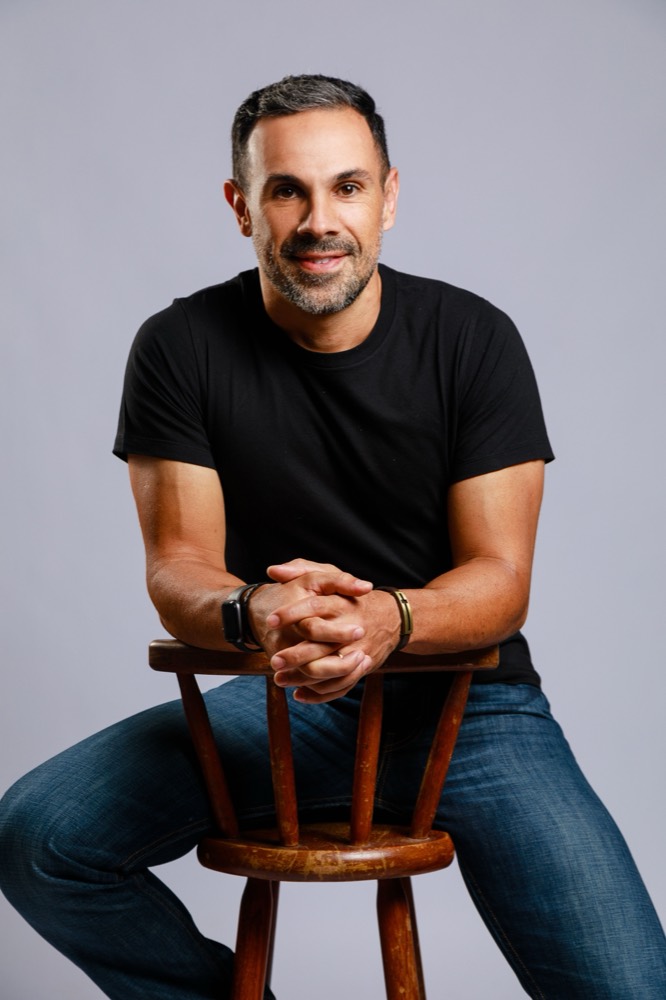 Giuliano Martins, physiotherapist and osteopath at Two Sisters Pilates in Oakville